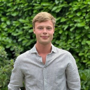 Porträt von Jona Ostendorf, Industrial Engineering bei Schmitz Cargobull