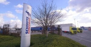 Werksschild von Schmitz Cargobull am Werk Vreden