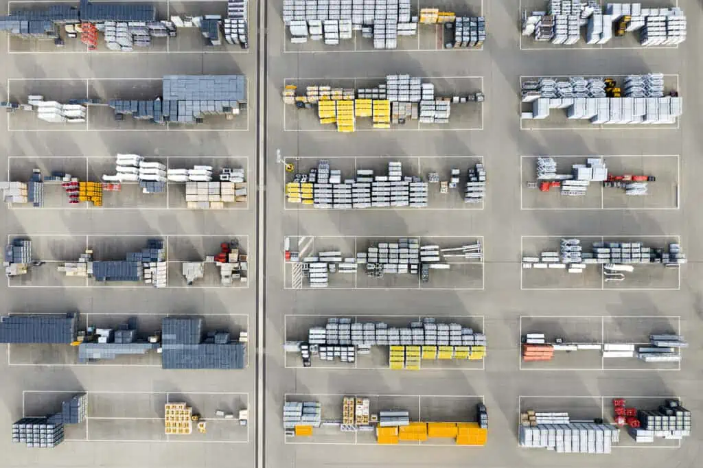 Partially occupied storage space