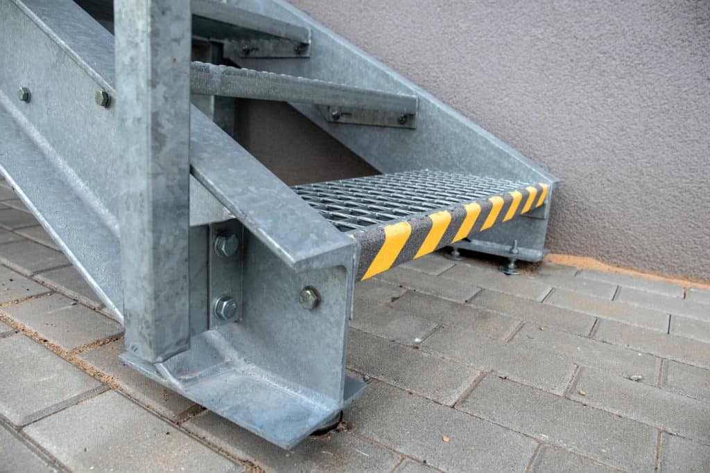Edge marking stairs 1st step