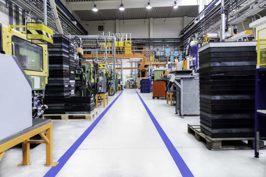 Storage area in a factory to illustrate the idle time as a time share of the lead time